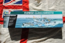 images/productimages/small/FLOWER CLASS CORVETTE Revell 05112 doos.jpg